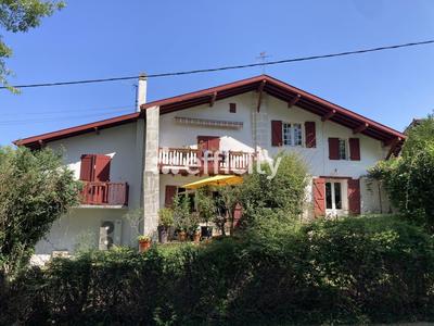 Appartement - 105 m² - 4 pièces