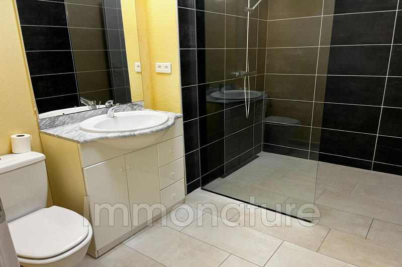 Maison - 202 m² - 3 pièces