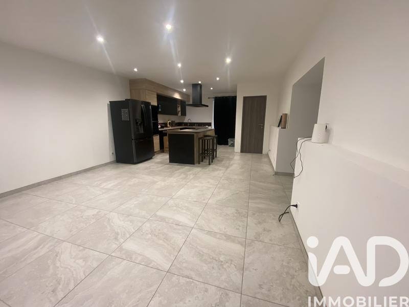 Maison - 224 m² - 8 pièces