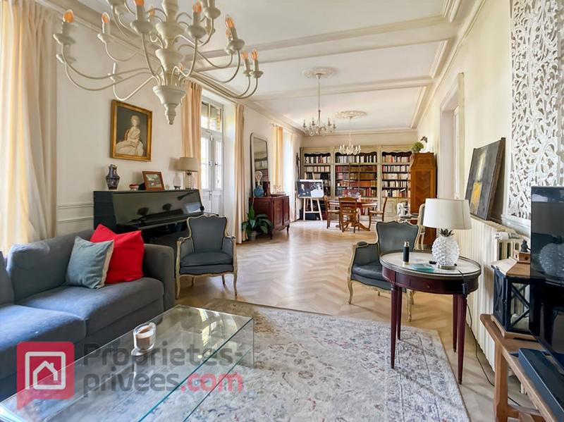 Maison - 165 m² - 6 pièces