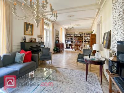 Maison - 165 m² - 6 pièces