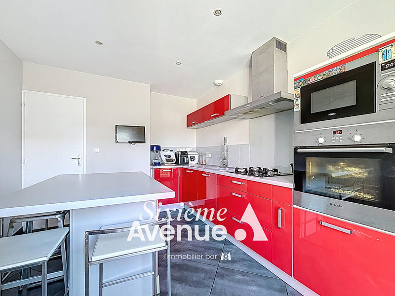 Maison - 110 m² - 5 pièces