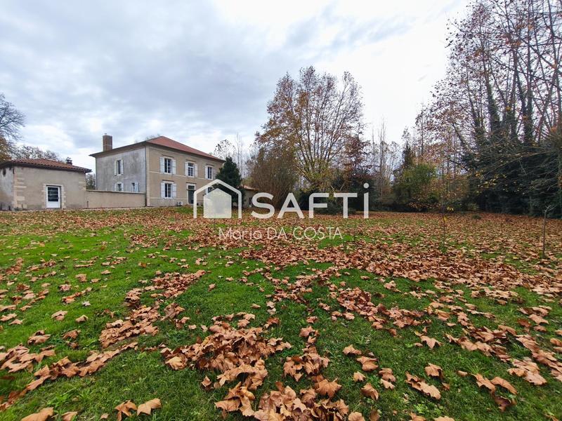 Maison de maîtres - 350 m² - 8 pièces