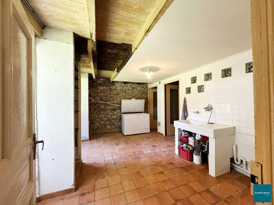 Maison traditionnelle - 170 m² - 8 pièces