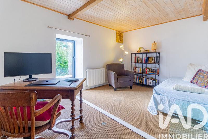 Maison - 210 m² - 7 pièces