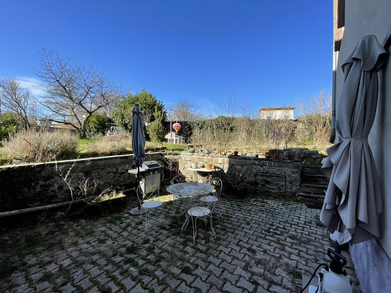 Maison de village - 75 m² - 4 pièces