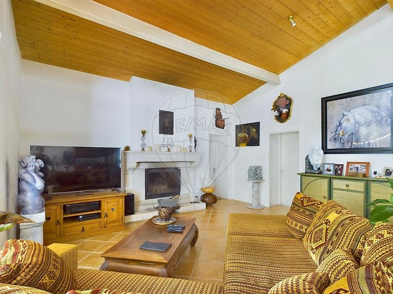 Maison - 180 m² - 12 pièces