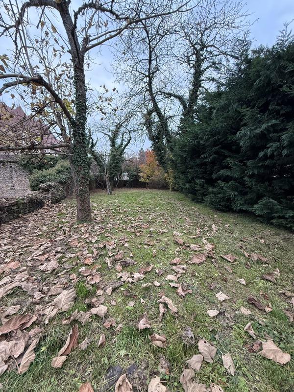 Propriété - 252 m² - 10 pièces