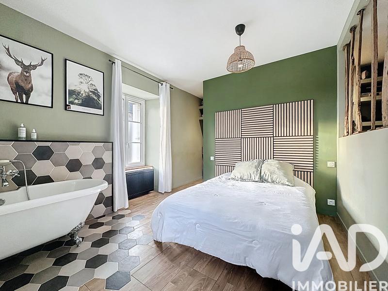 Maison - 197 m² - 6 pièces