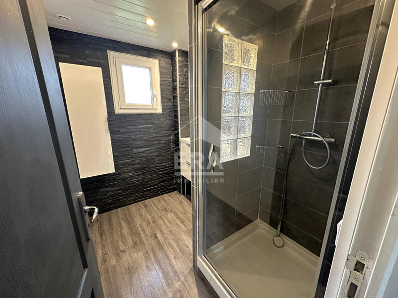 Maison - 147 m² - 6 pièces