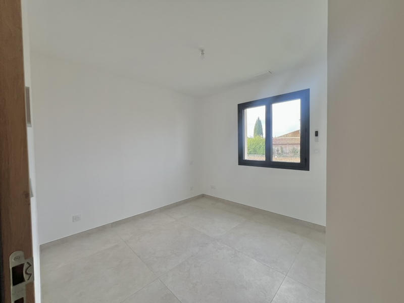 Villa - 99 m² - 4 pièces