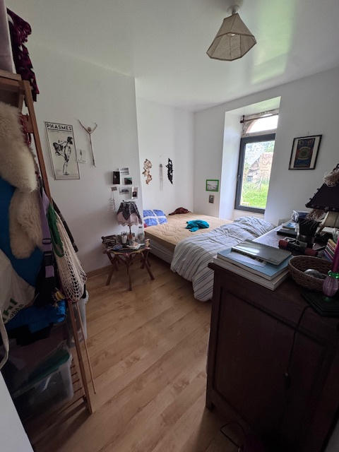 Propriété - 280 m² - 9 pièces