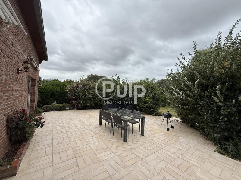 Maison - 340 m² - 10 pièces