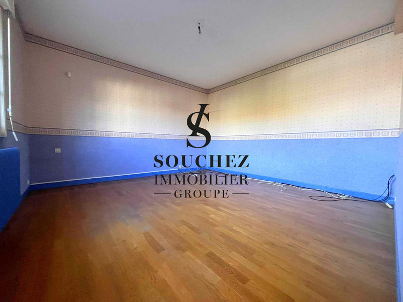 Maison ancienne - 235 m² - 8 pièces