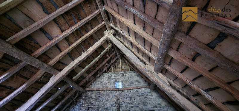 Maison ancienne - 100 m² - 1 pièce