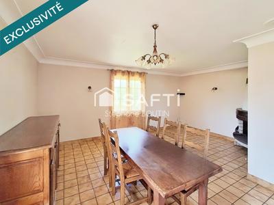 Maison - 98 m² - 5 pièces