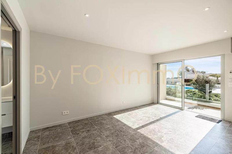 Appartement - 200 m² - 4 pièces