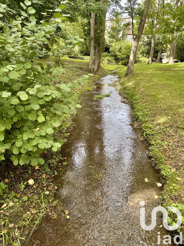 Maison - 350 m² - 12 pièces