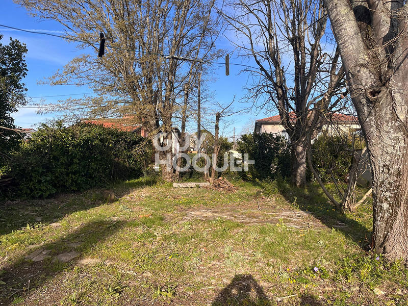 Maison - 210 m² - 7 pièces