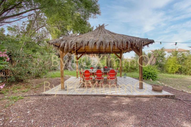 Propriété - 267 m² - 11 pièces