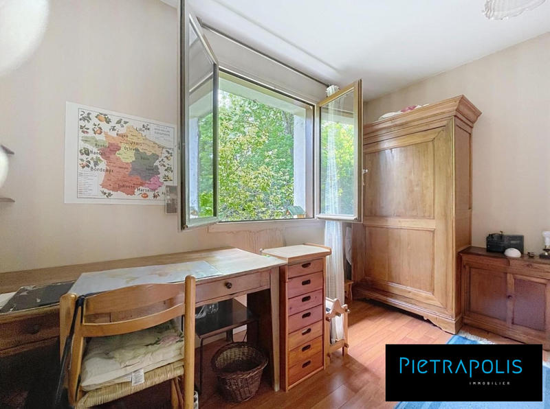 Maison traditionnelle - 90 m² - 4 pièces