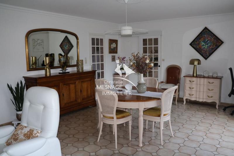 Maison traditionnelle - 150 m² - 7 pièces