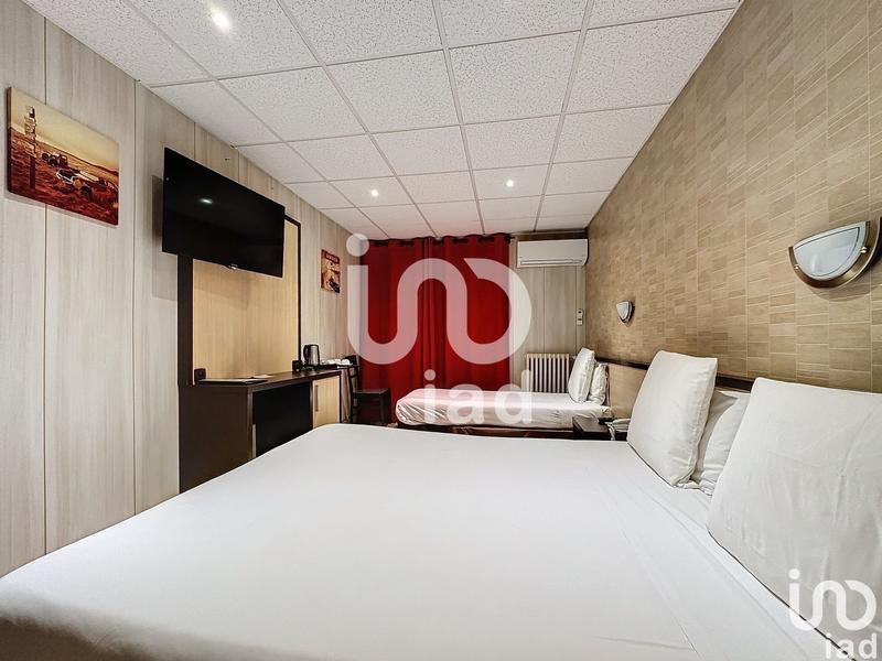 Local commercial - 1 750 m²