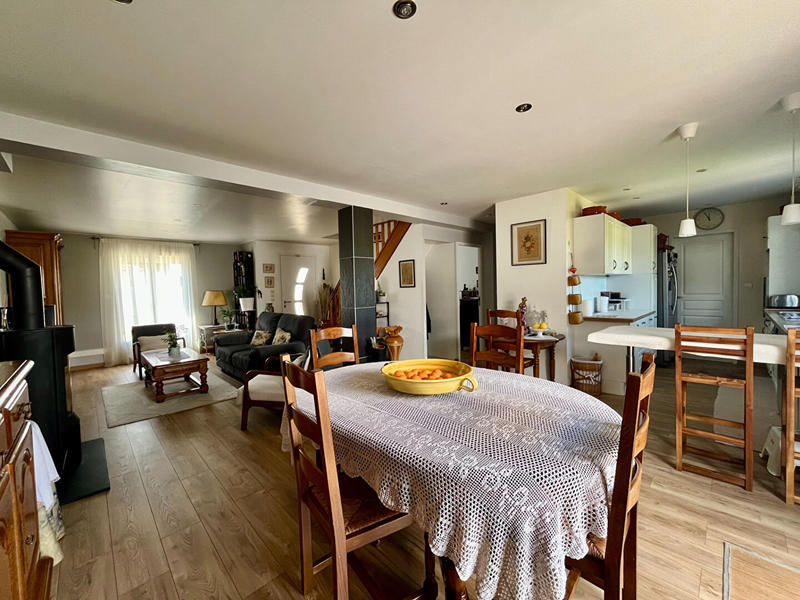 Maison - 128 m² - 6 pièces