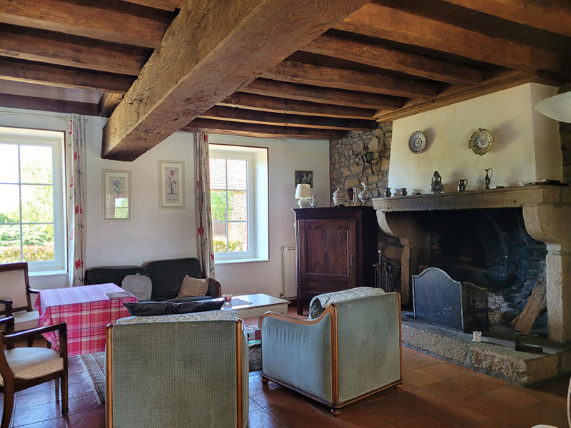 Maison - 203 m² - 8 pièces