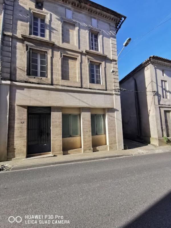 Immeuble - 200 m² - 9 pièces