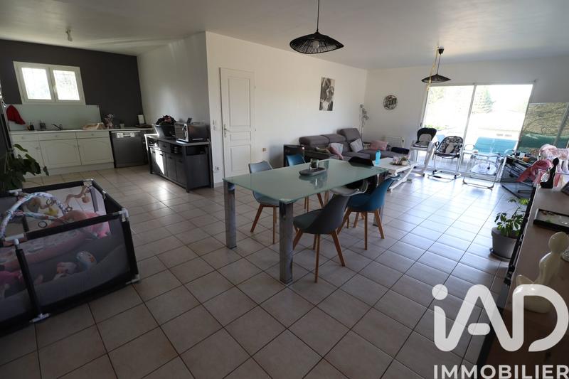 Maison - 93 m² - 4 pièces