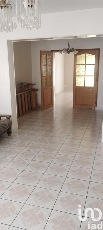 Maison - 180 m² - 10 pièces