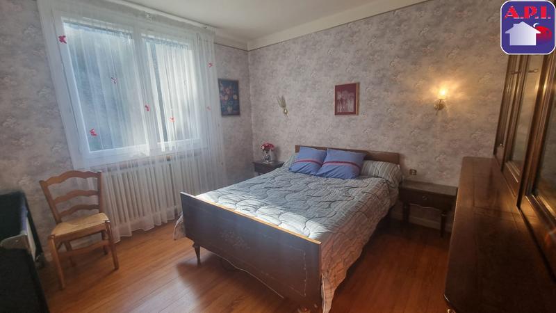 Maison - 174 m² - 7 pièces