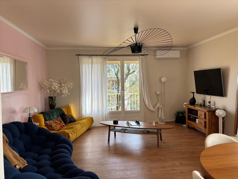 Appartement - 112 m² - 6 pièces