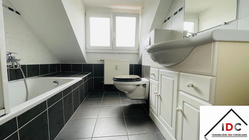 Appartement - 49 m² - 3 pièces