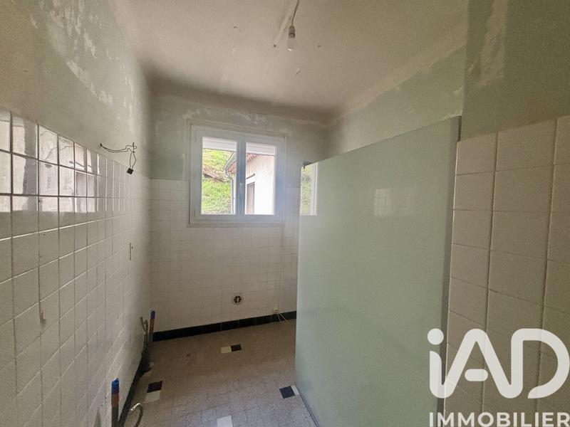 Maison - 205 m² - 8 pièces