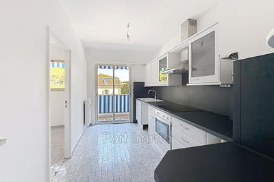 Appartement - 95 m² - 4 pièces