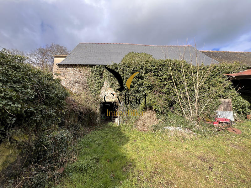 Maison ancienne - 400 m² - 8 pièces