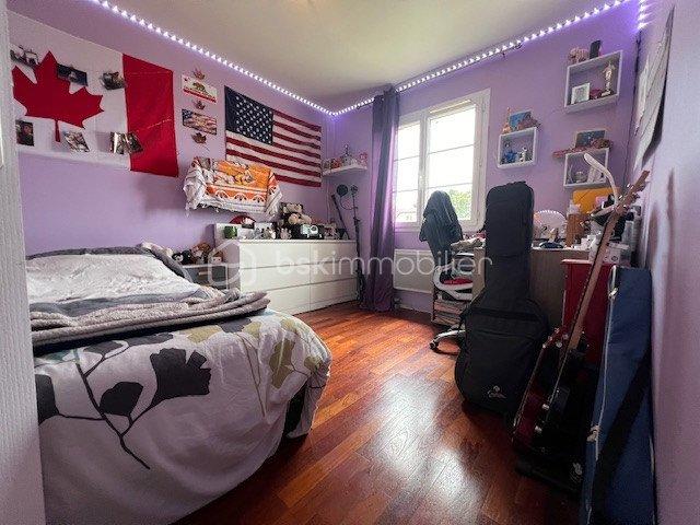 Pavillon - 122 m² - 7 pièces