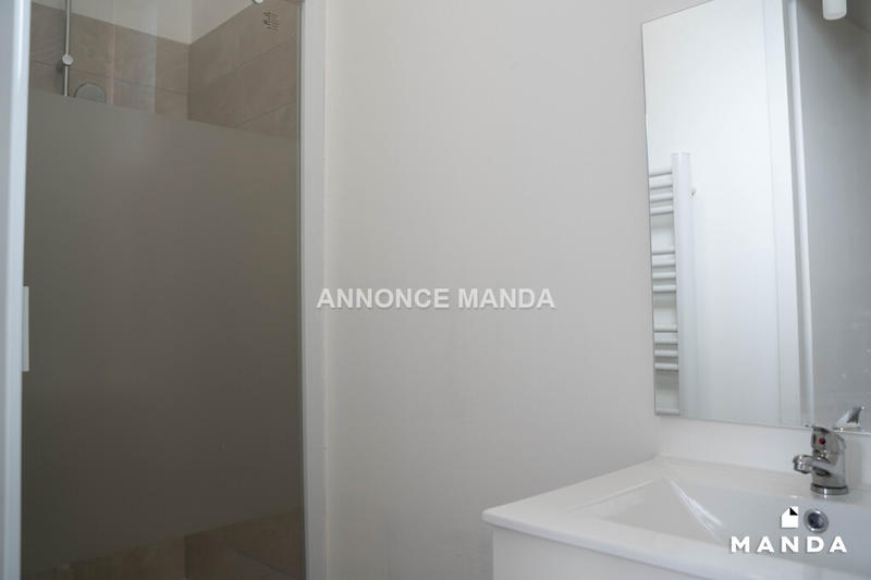 Chambre - 15 m² - 5 pièces