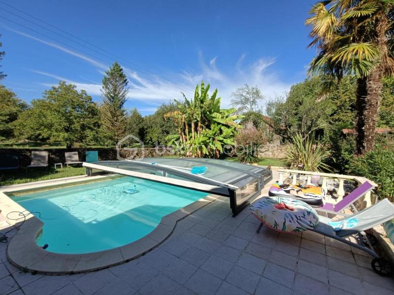 Maison en pierre - 144 m² - 6 pièces