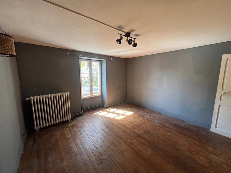 Appartement - 125 m² - 6 pièces