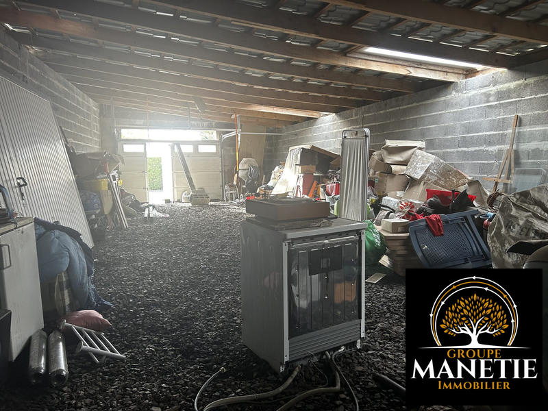 Parking / Garage - 132 m²