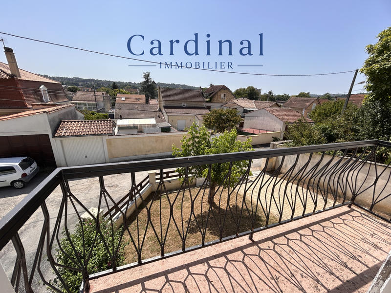 Maison - 90 m² - 5 pièces