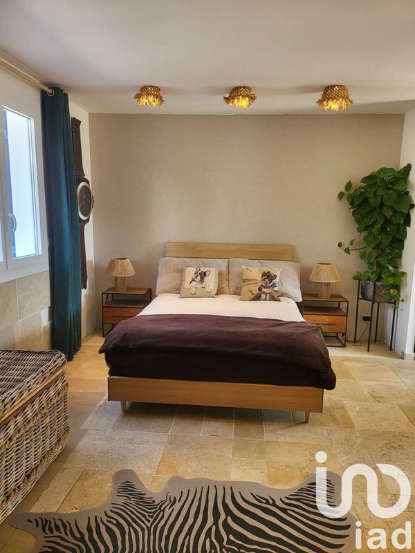 Maison - 200 m² - 7 pièces