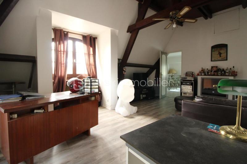 Maison - 226 m² - 7 pièces