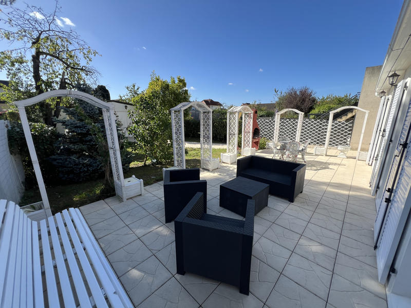 Maison - 130 m² - 6 pièces