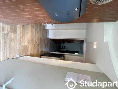 Chambre - 12 m² - 1 pièce