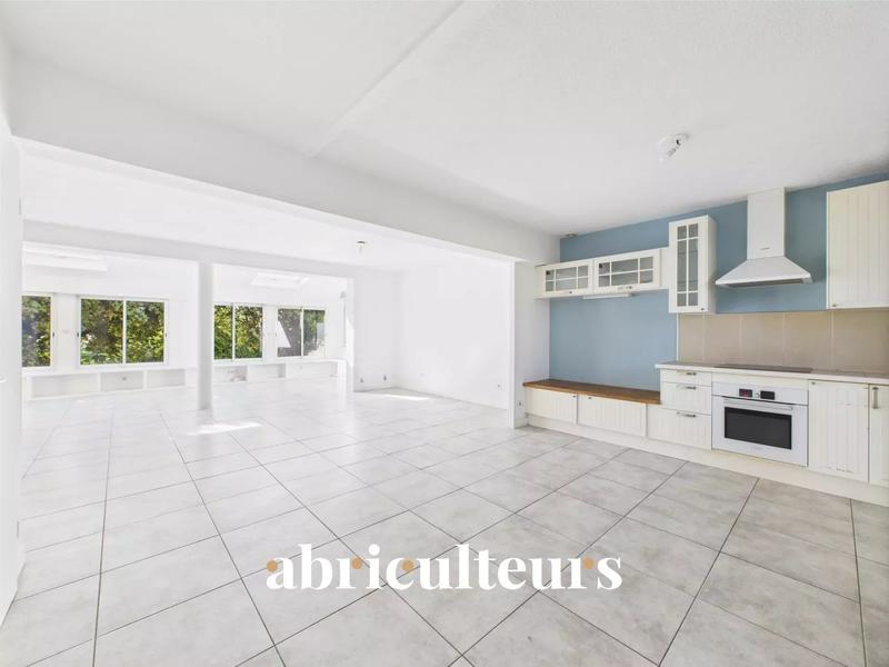 Maison - 110 m² - 5 pièces