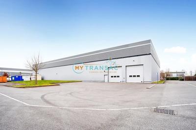 Local d'activité / Entrepôt - 3 300 m²